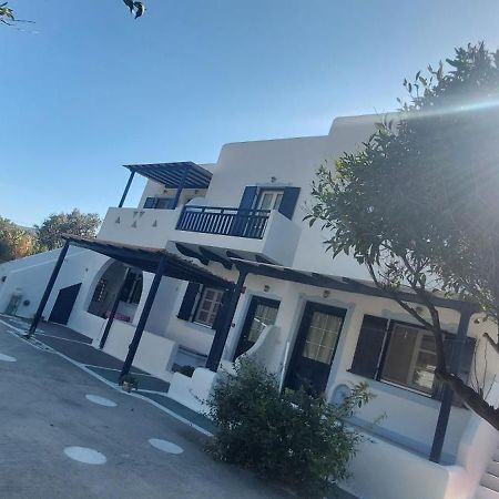 Livadi Ο Μπαξεσ公寓 外观 照片