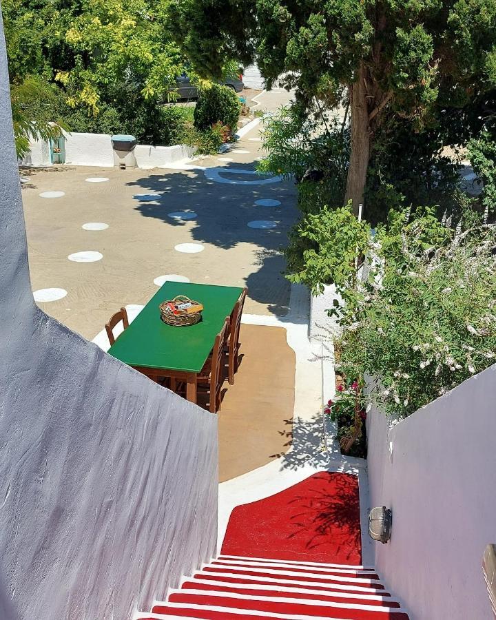 Livadi Ο Μπαξεσ公寓 外观 照片